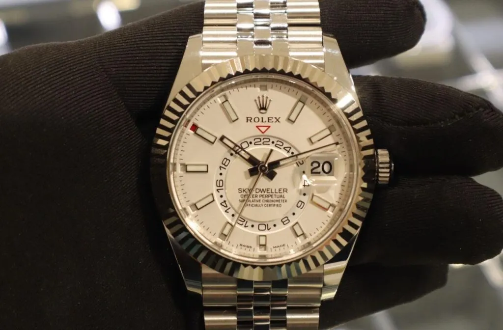 Best grey best sale market rolex dealers