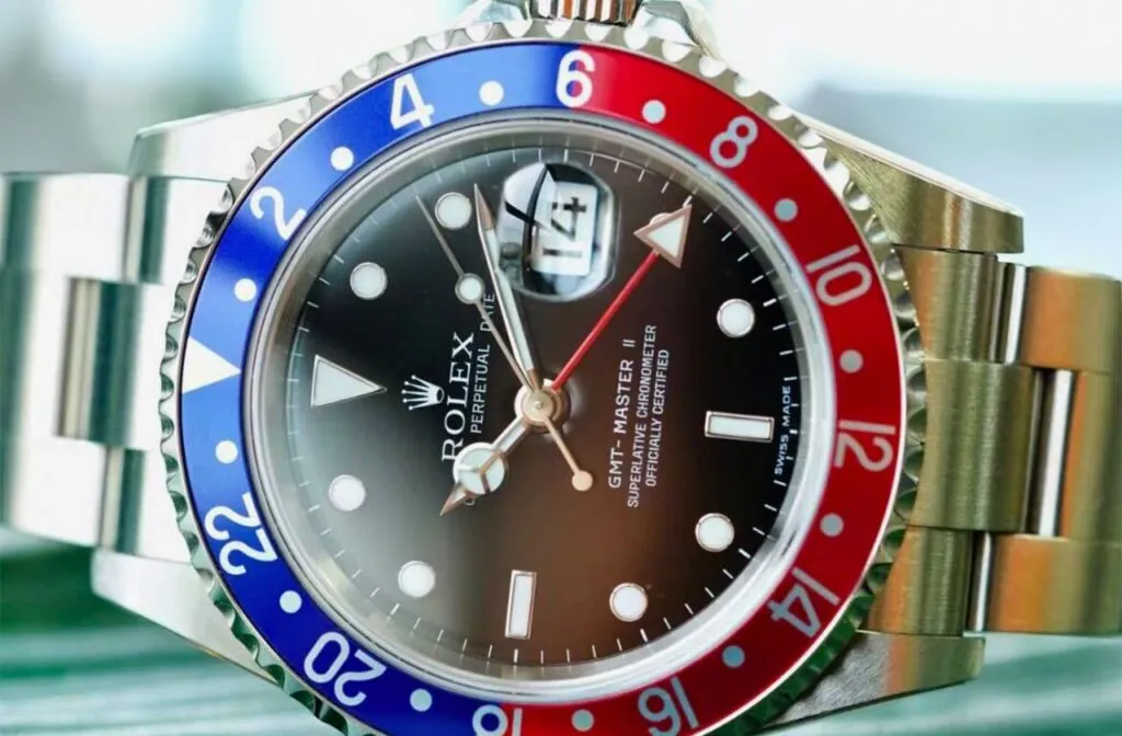 Rolex submariner vs gmt master online 2