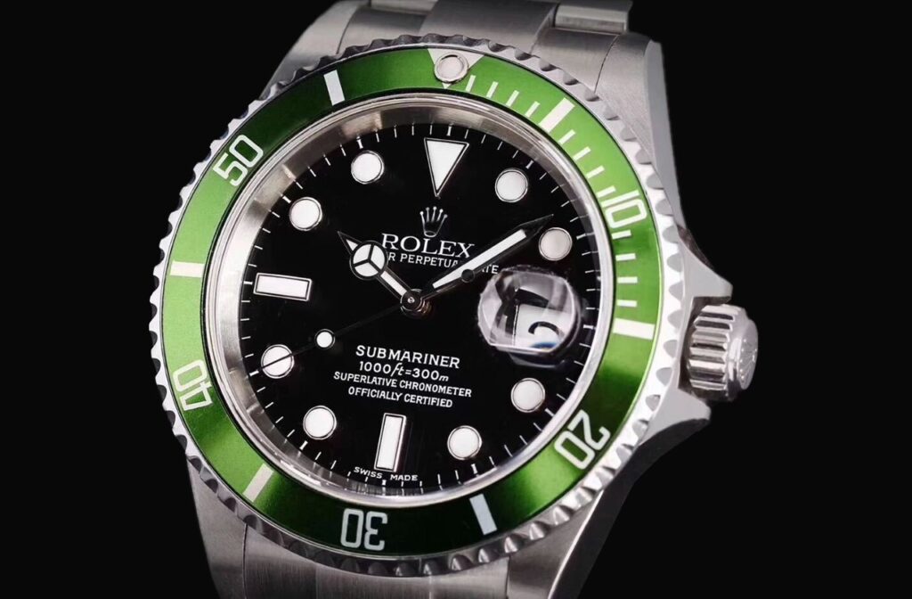 Rolex Showdown Kermit vs. Hulk Submariner Comparison