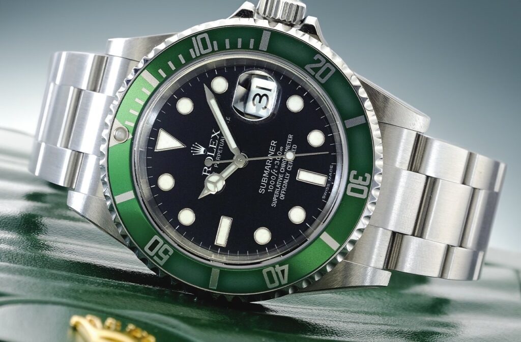 Rolex Submariner Date vs. No Date: A Comparison Guide